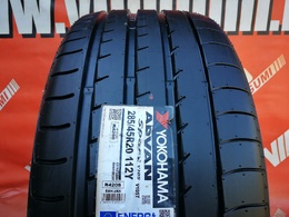 285/45R20 Yokohama Advan Sport V105 FR XL Új! DOT4822