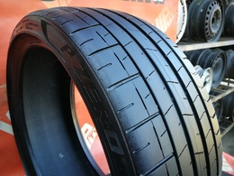 235/35R19 Pirelli PZero PZ4 FR AO1 DOT4423