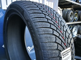 255/40R21 Bridgestone Blizzak 6 Enliten FR XL Új! DOT3125