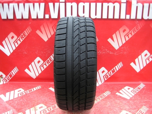 225/50R17 Hankook Icebear W300