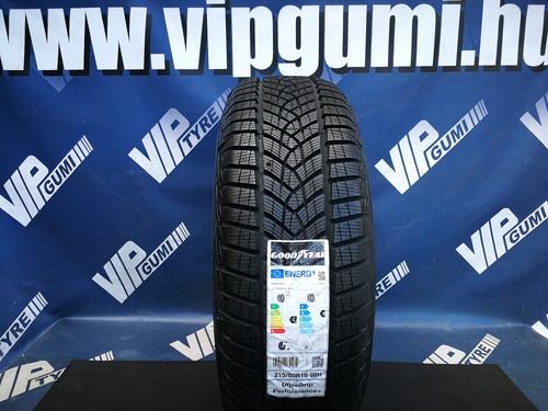 215/65R16 Goodyear UltraGrip Performance+ Új! DOT3722 1db-os!
