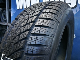 215/65R16 Goodyear UltraGrip Performance+ Új! DOT3722 1db-os!