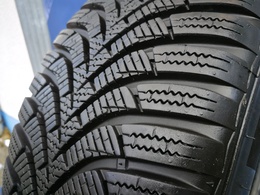 195/60R15 Hankook Winter Icept RS2 W452 DOT4218