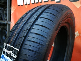 185/60R15 Goodyear EfficientGrip Performance Új! DOT0625 1db-os!
